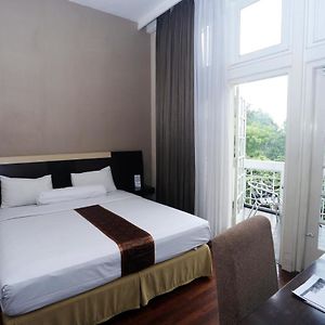 Deluxe Double or Twin Room Balcony